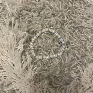 Colors: blue  and white